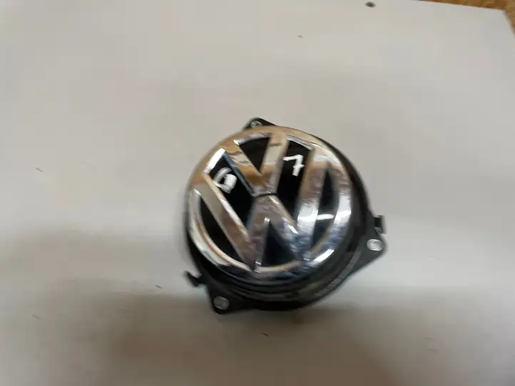 Volkswagen Golf VII (2013 - 2019) 5G9827469 Ручка крышки багажника — фото 1