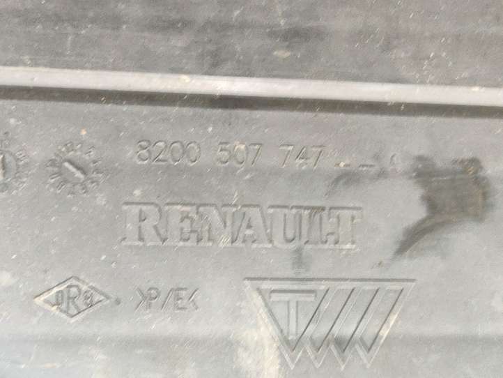 Renault Espace -  Grand espace IV (2004 - 2014)  8200507747 Устройство (устройства) для отвода воздуха