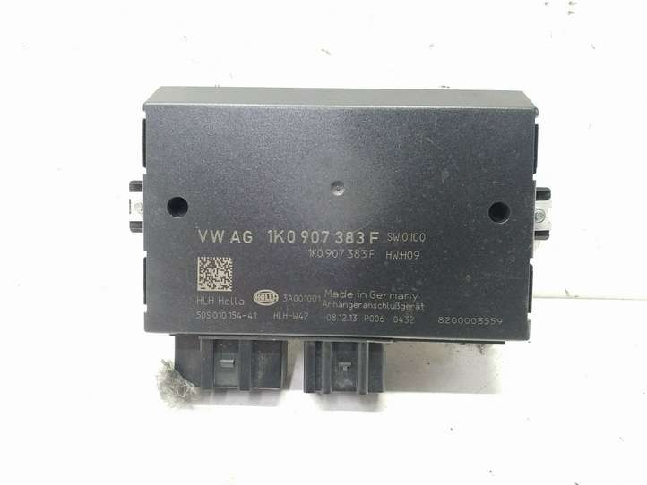 Volkswagen Tiguan (2011 - 2016)  1K0907383F Блок управления крюка для прицепа