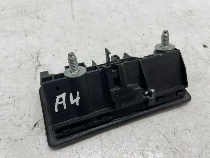 Audi A4 S4 B8 8K (2011 - 2015) 5N0827566T Кнопка закрытия крышки багажника — фото 2
