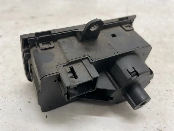Mercedes-Benz E W211 (2002 - 2009) 2115450304 Включатель фонарей — фото 2
