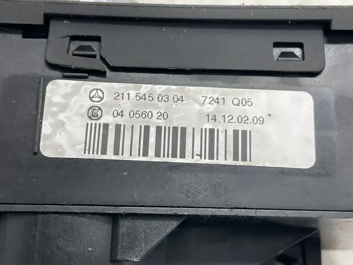 Mercedes-Benz E W211 (2002 - 2009) 2115450304 Включатель фонарей — фото 3