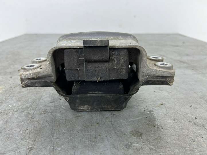 Volkswagen Golf Plus (2004 - 2008)  1K0199555AC Подушка двигателя