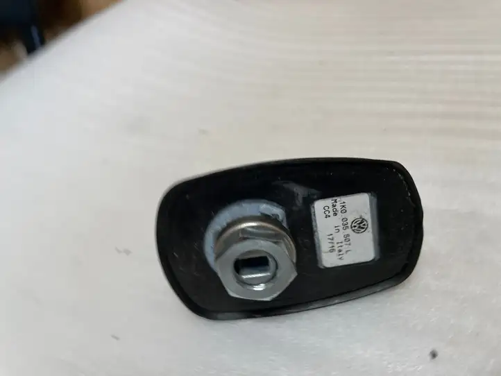 Volkswagen Golf Plus (2004 - 2008) 1K0035507L GPS антенна — фото 2