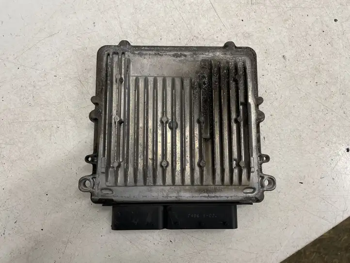 Mercedes-Benz C W205 (2014 - 2021) A6519006401 Блок управления двигателем (ЭБУ) — фото 2