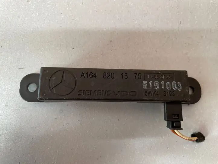 Mercedes-Benz R W251 (2005 - 2013) A1648201575 Блок бесключевого доступа — фото 1