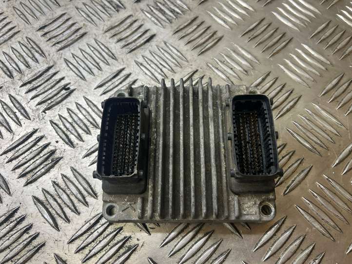 Opel Astra (1998 - 2004)  12212819 Блок управления двигателя