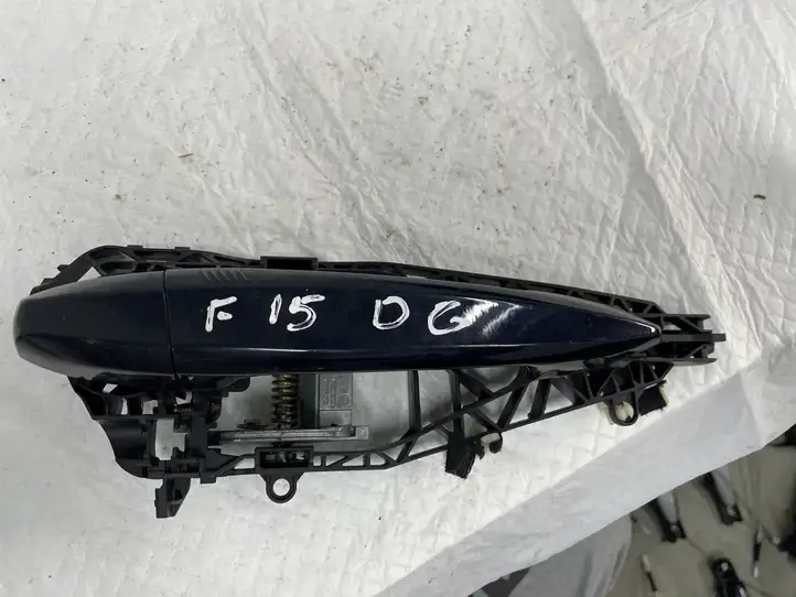BMW X5 F15 (2013 - 2017) 14498811 Наружная ручка задней двери — фото 1