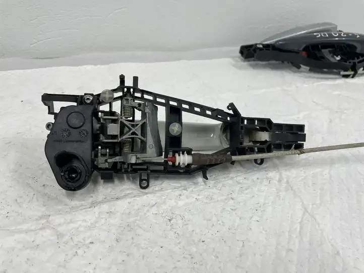 BMW 1 F20 F21 (2011 - 2019) Наружная ручка двери — фото 2