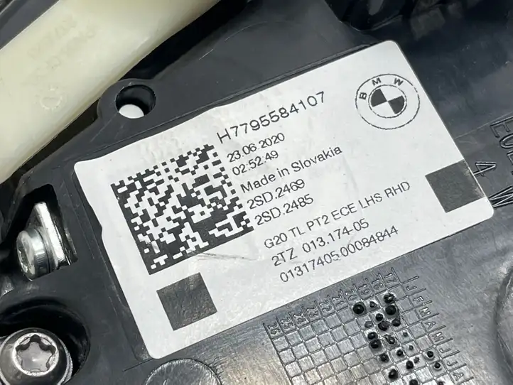 BMW 3 G20 G21 (2019 - ) H7795584107 Задний фонарь в крышке багажника — фото 3