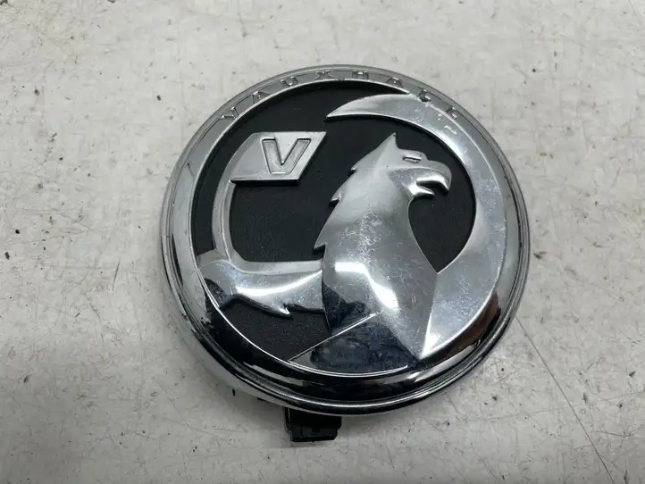 Opel Astra K (2015 - 2020) 13424604 Кнопка закрытия крышки багажника — фото 1