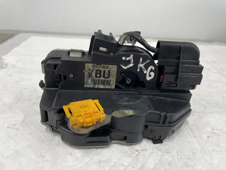 Opel Astra J (2012 - 2015) 13579555 Наружная ручка задней двери — фото 1
