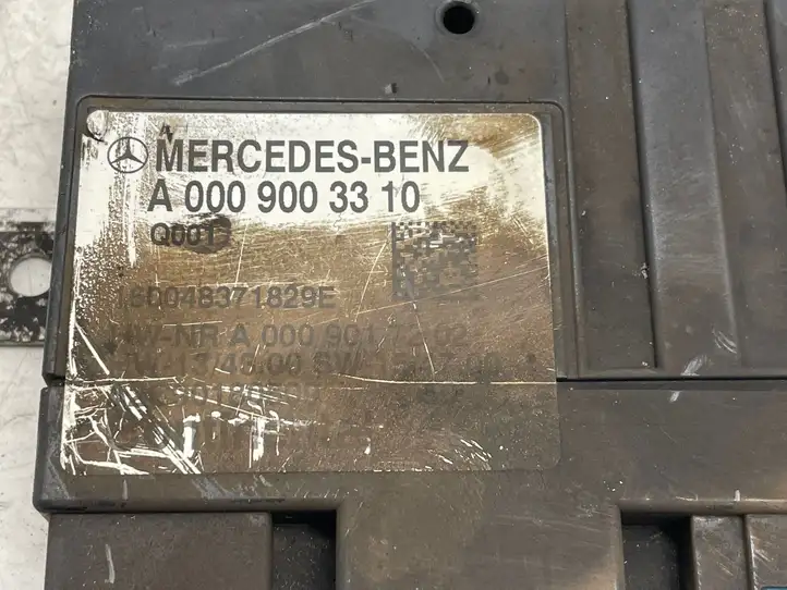 Mercedes-Benz E W213 (2016 - ) A0009003310 Прочие блоки управления — фото 2