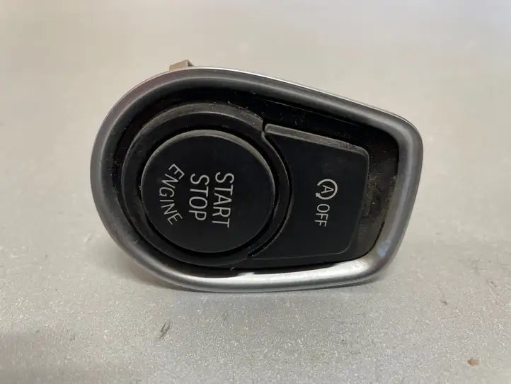 BMW 3 F30 F35 F31 (2012 - 2018) 925073402 Включатель зажигания и стартера — фото 1