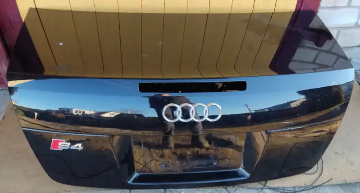 Audi A4 S4 B6 8E 8H (2000 - 2006) Крышка багажника — фото 1