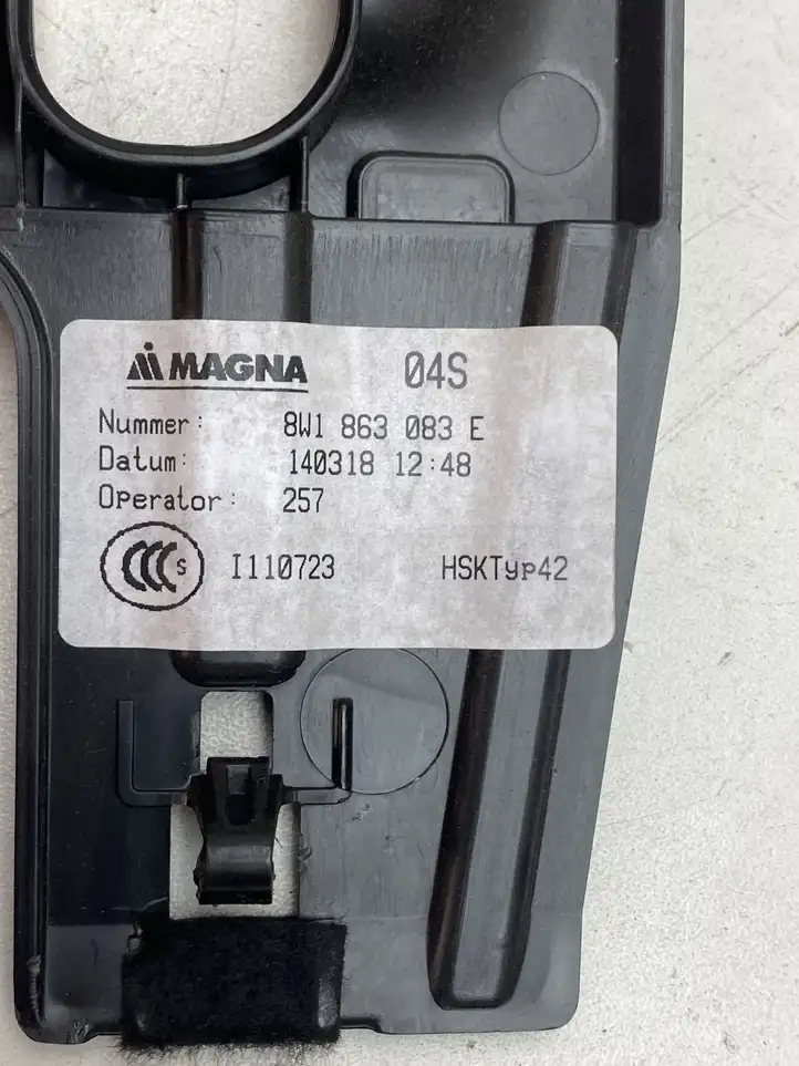 Audi A4 S4 B9 (2015 - 2019) 8W1863083E Нижняя отделка панели приборов — фото 3