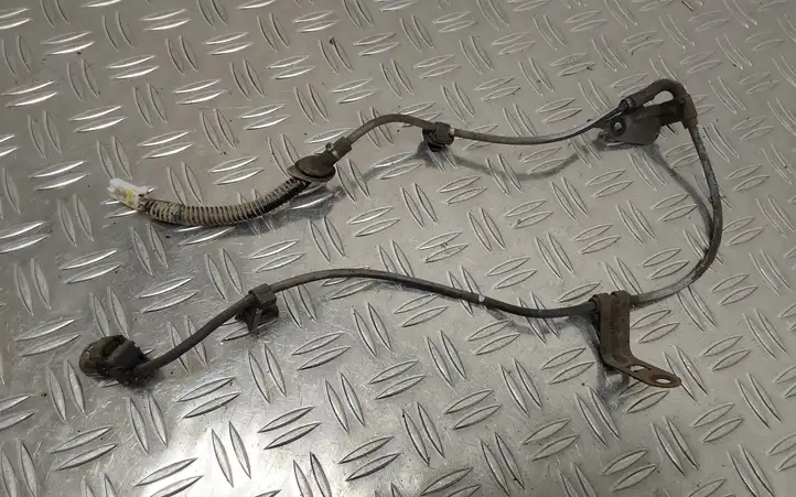 Toyota Corolla Verso AR10 (2004 - 2009) Проводка заднего датчика ABS — фото 2