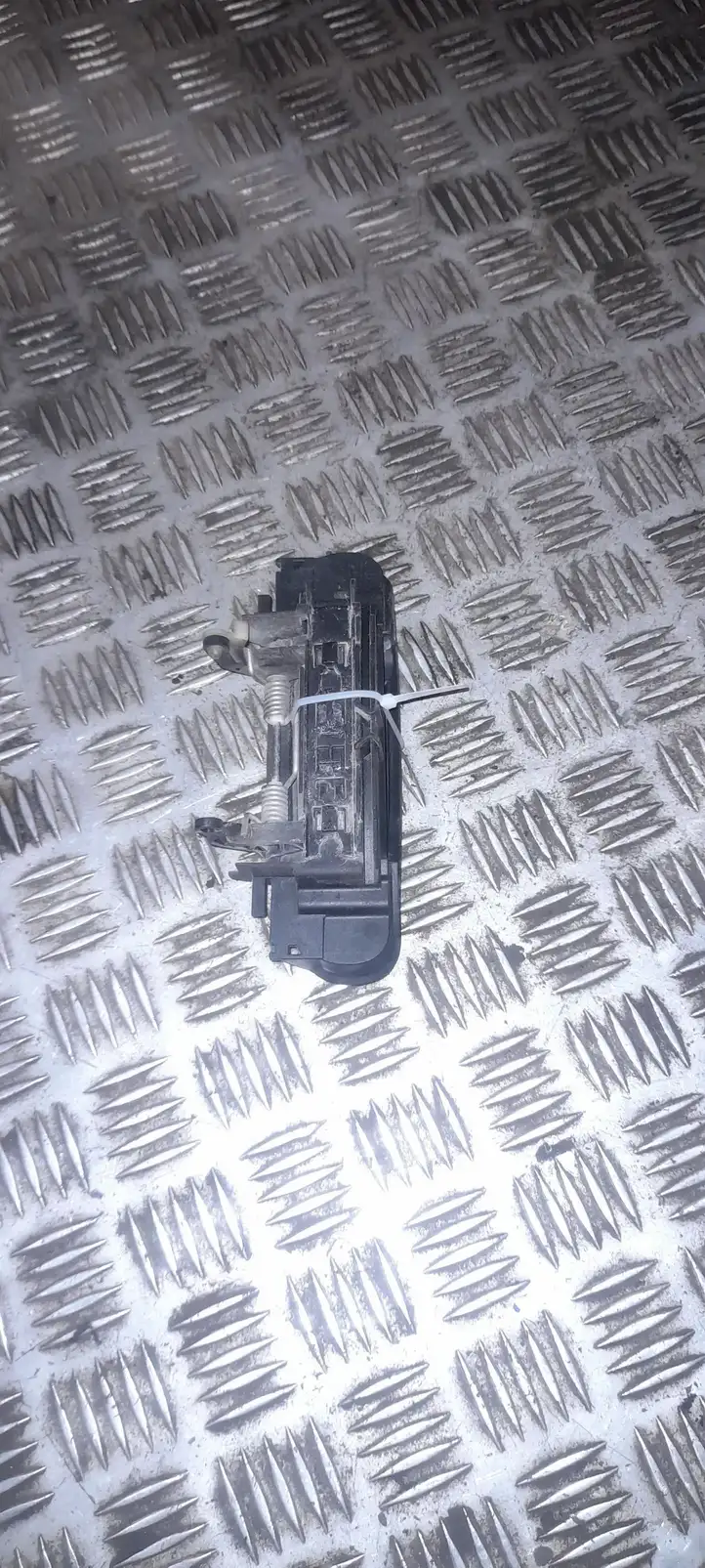 Audi A4 S4 B7 8E 8H (2004 - 2009) 4B0839885 Наружная ручка задней двери — фото 2