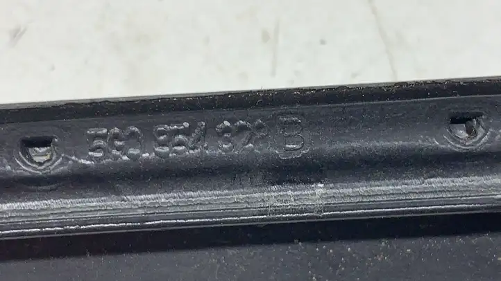 Volkswagen Golf VII (2013 - 2019) 5G0854328B Накладка стоек лобового стекла — фото 6