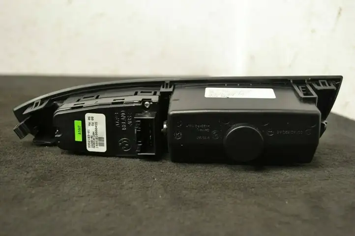 BMW 7 F01 (2008 - 2016) 9352183 Кнопка стеклоподъемников — фото 5