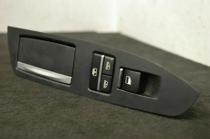 BMW 7 F01 (2008 - 2016) 9352183 Кнопка стеклоподъемников — фото 6