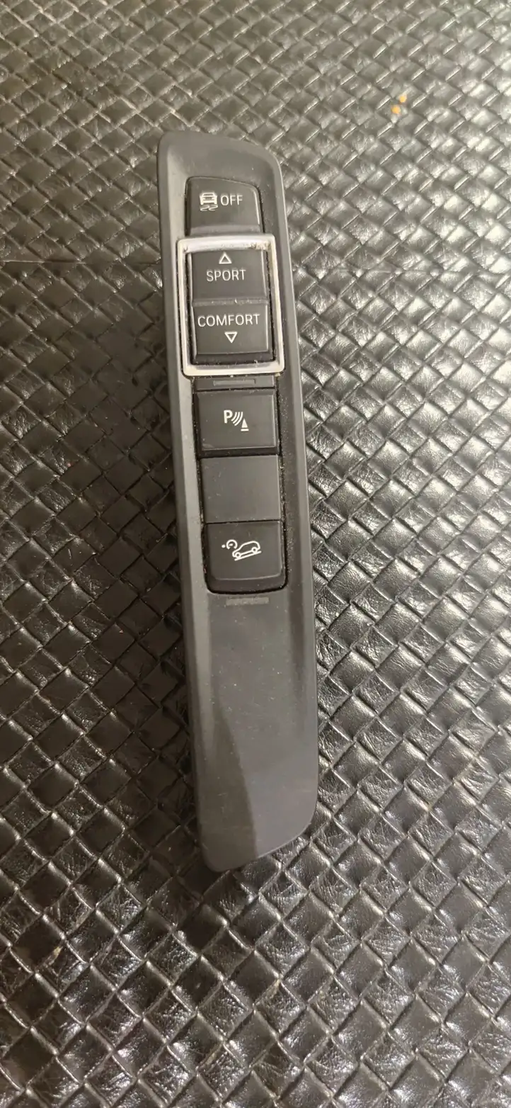 BMW X5 F15 (2013 - 2017) 9262725 Включатель регулировки высоты / жесткости ходовой части — фото 1