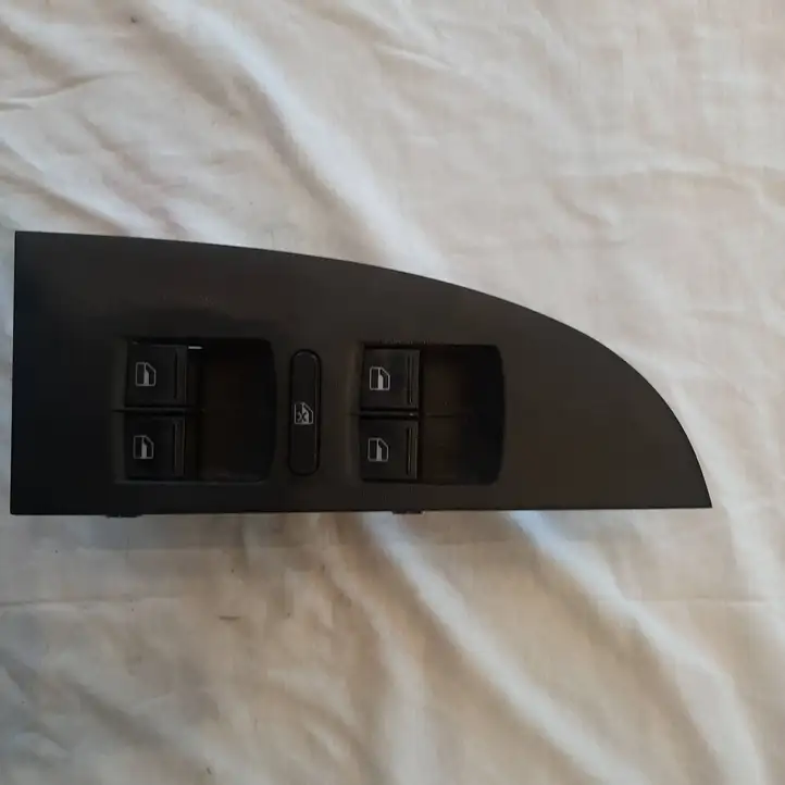 Seat Leon (1P) (2005 - 2012) 1K4959857B Кнопка стеклоподъемников — фото 3