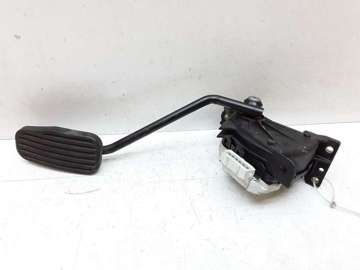 Volvo XC90 (2002 - 2006)  30683521 Педаль акселератора