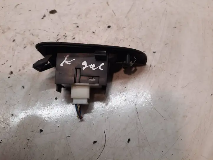 Toyota Avensis T250 (2006 - 2009) 7427205020 Блок кнопок стеклоподъемников — фото 2