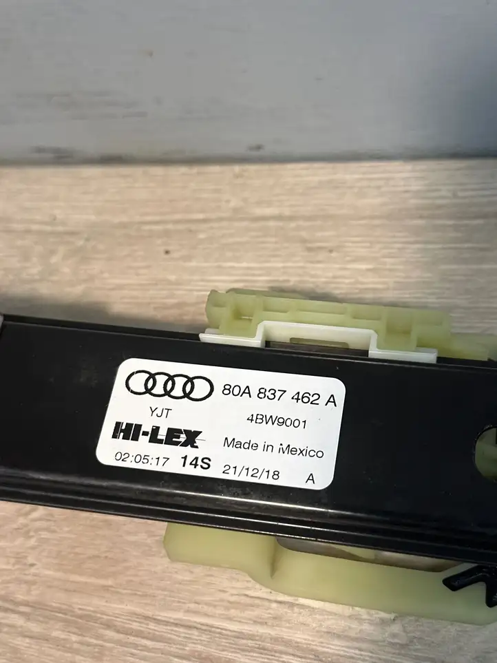 Audi Q5 SQ5 (2017 - ) 80A837462A Электростеклоподъемник передний (комплект) — фото 2