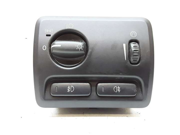 Volvo V70 (2000 - 2004)  8691749 Включатель фонарей