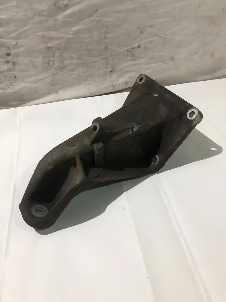 BMW 3 E46 (1998 - 2005) 22111094697 Кронштейн двигателя — фото 3