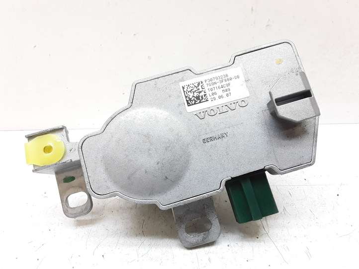 Volvo V70 (2007 - 2013)  P30793238 Замок руля