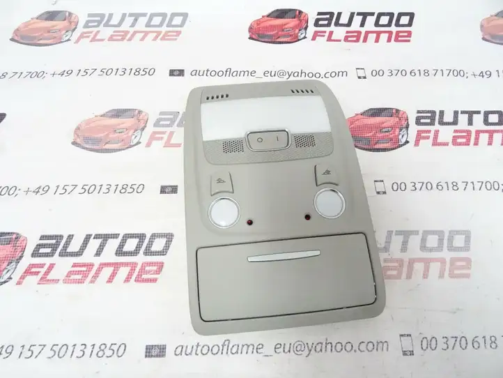 Audi Q5 SQ5 (2008 - 2012) 8T0947135B Передняя подсветка — фото 1
