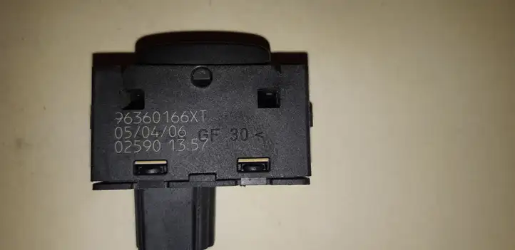 Peugeot 407 (2004 - 2011) 96360166XT Кнопка стеклоподъемников — фото 3