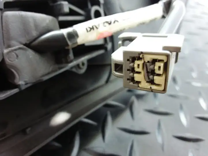 Ford Focus (2005 - 2008) 212836289 Боковое зеркало с электроприводом — фото 2