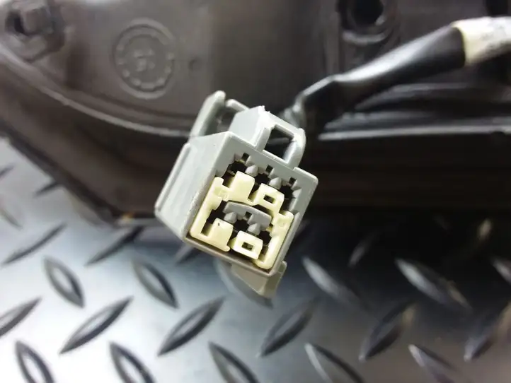 Ford Focus (2005 - 2008) 212836290 Боковое зеркало с электроприводом — фото 3