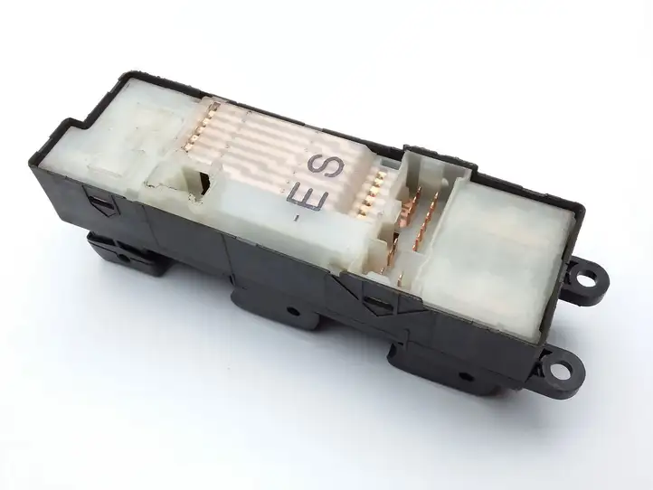Nissan X-Trail T30 (2001 - 2007) 254012Y910 Блок кнопок стеклоподъемников — фото 3