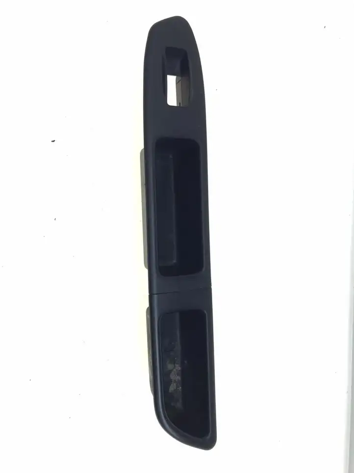 Subaru Forester SG (2006 - 2008) 94266SA020 Накладка кнопки стеклоподъемника — фото 2