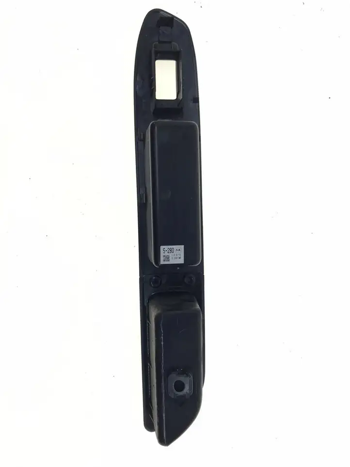Subaru Forester SG (2006 - 2008) 94266SA020 Накладка кнопки стеклоподъемника — фото 3