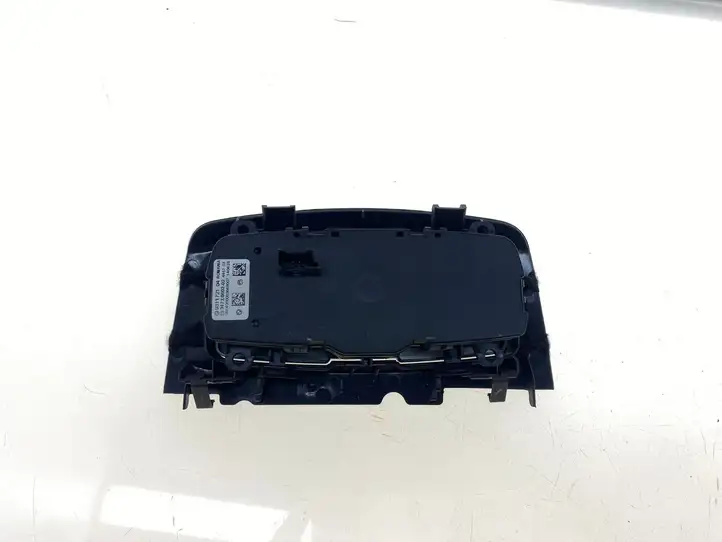 BMW X5 F15 (2013 - 2017) 9311721 Включатель фонарей — фото 3