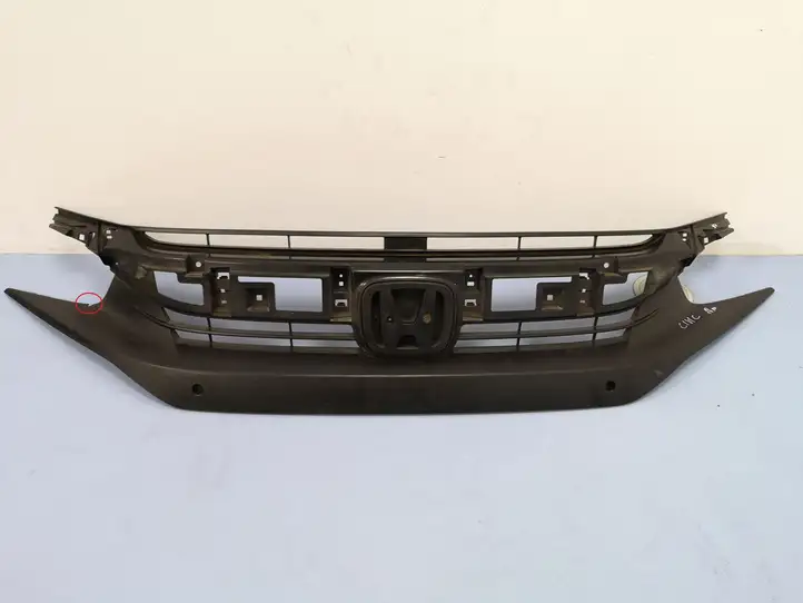 Honda Civic IX (2011 - 2017) 71121TEAT0XXM1 Верхняя решетка радиатора — фото 1