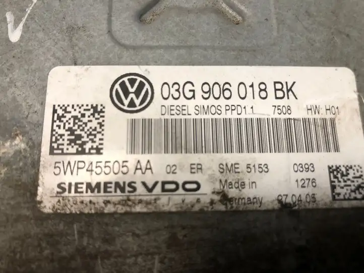 Volkswagen PASSAT B6 (2005 - 2010) 03G906018BK Блок управления двигателем (ЭБУ) — фото 4
