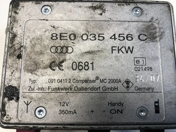 Audi A4 S4 B7 8E 8H (2004 - 2009) 8E0035456C Усилитель антенны — фото 3