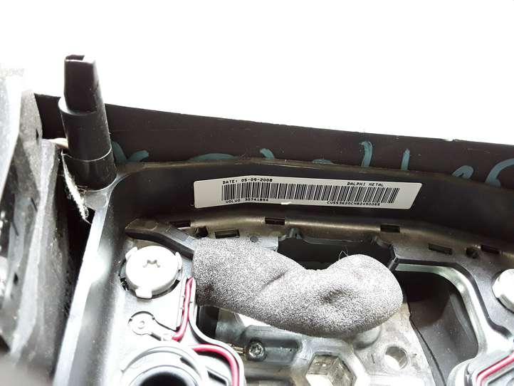 Volvo V70 (2007 - 2013)  30741894 Руль