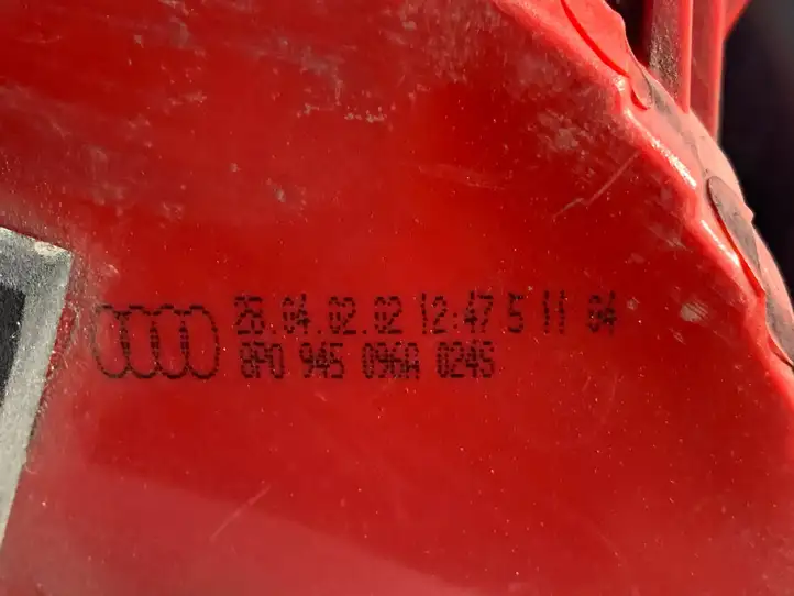 Audi A3/S3 8L (2000 - 2003) 8P0945096A Задний фонарь в кузове — фото 2