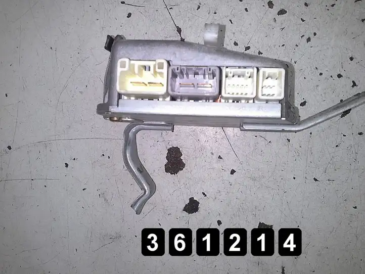 Toyota Corolla E120 E130 (2000 - 2004) 2000D4D 8965002090 Блок управления двигателем (ЭБУ) — фото 3