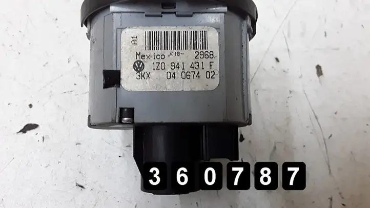 Skoda Octavia Mk2 (1Z) (2004 - 2013) 1Z0941431F Другие включатели / ручки/ переключатели — фото 1
