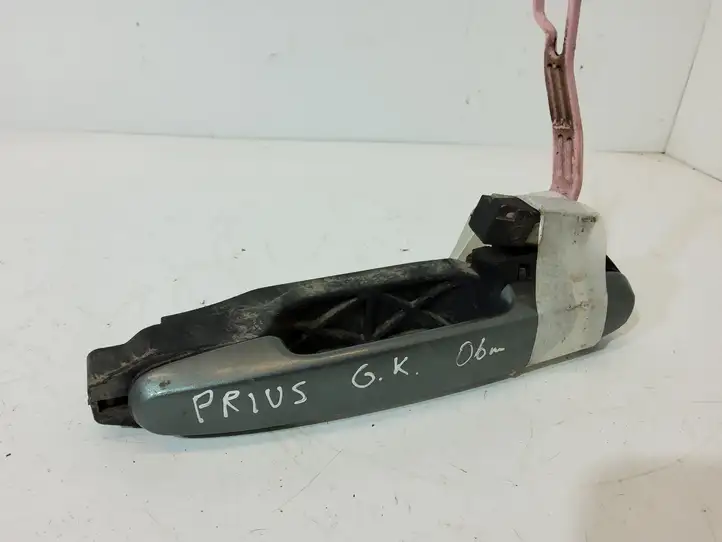 Toyota Prius (NHW20) (2003 - 2009) Наружная ручка задней двери — фото 1