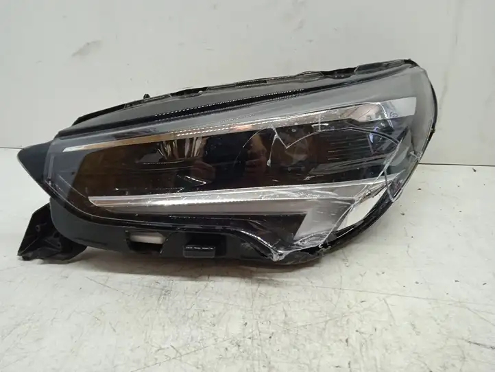 Opel Corsa E (2014 - 2019) 39162658 Передняя фара — фото 1